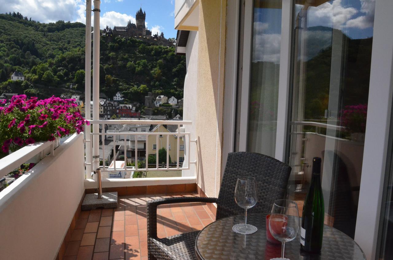 Flair Hotel Am Rosenhuegel - Garni Cochem Esterno foto