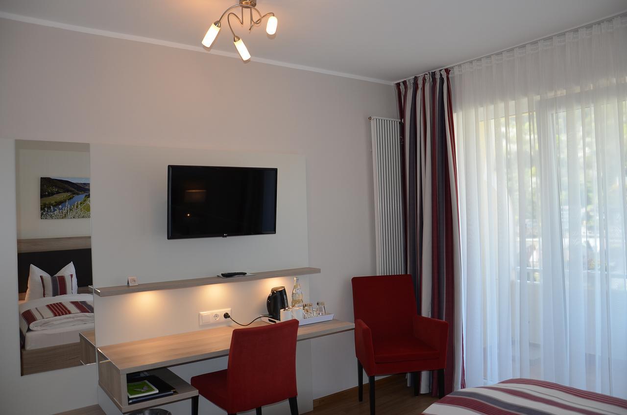 Flair Hotel Am Rosenhuegel - Garni Cochem Esterno foto