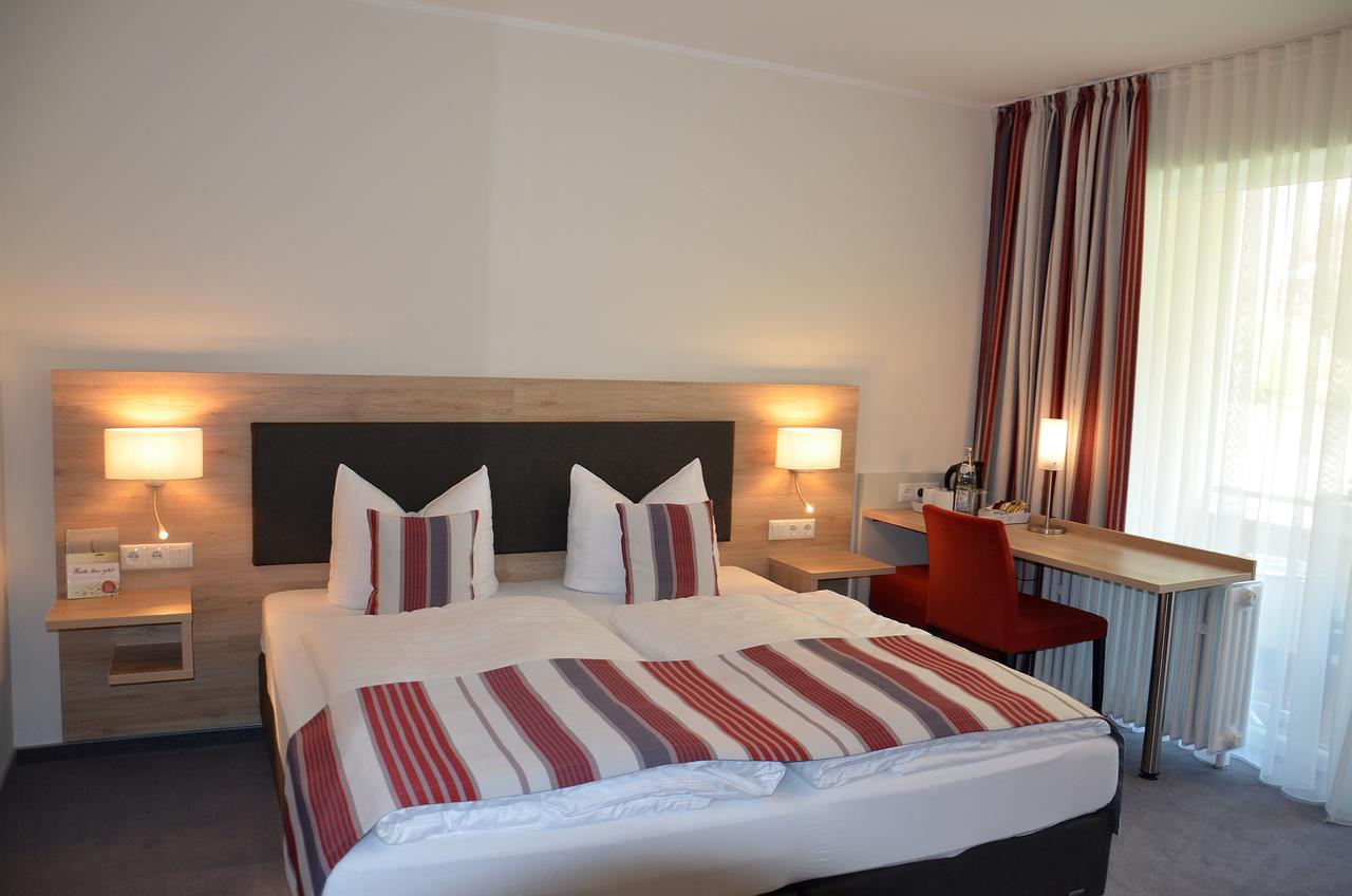 Flair Hotel Am Rosenhuegel - Garni Cochem Esterno foto