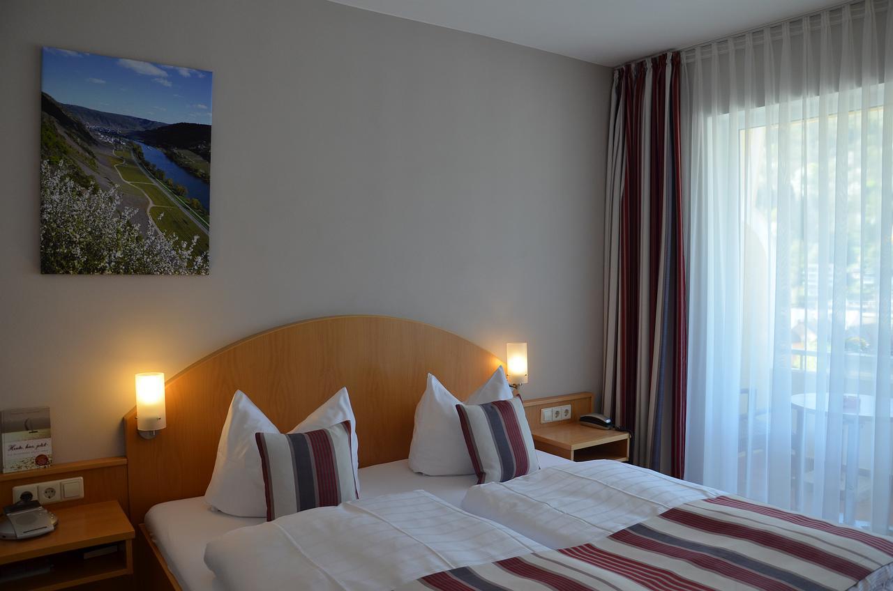 Flair Hotel Am Rosenhuegel - Garni Cochem Esterno foto